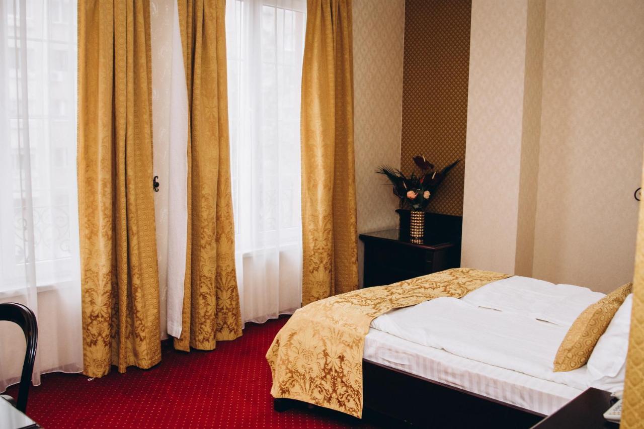 Hotel Novera 蒂米什瓦拉 外观 照片