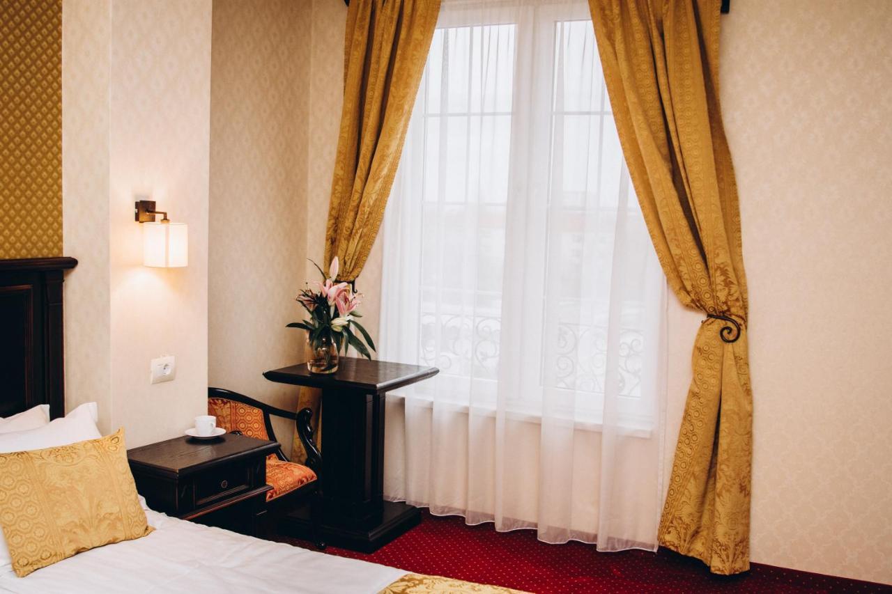 Hotel Novera 蒂米什瓦拉 外观 照片