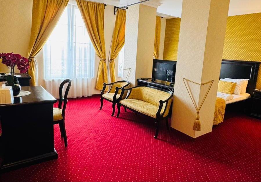 Hotel Novera 蒂米什瓦拉 外观 照片
