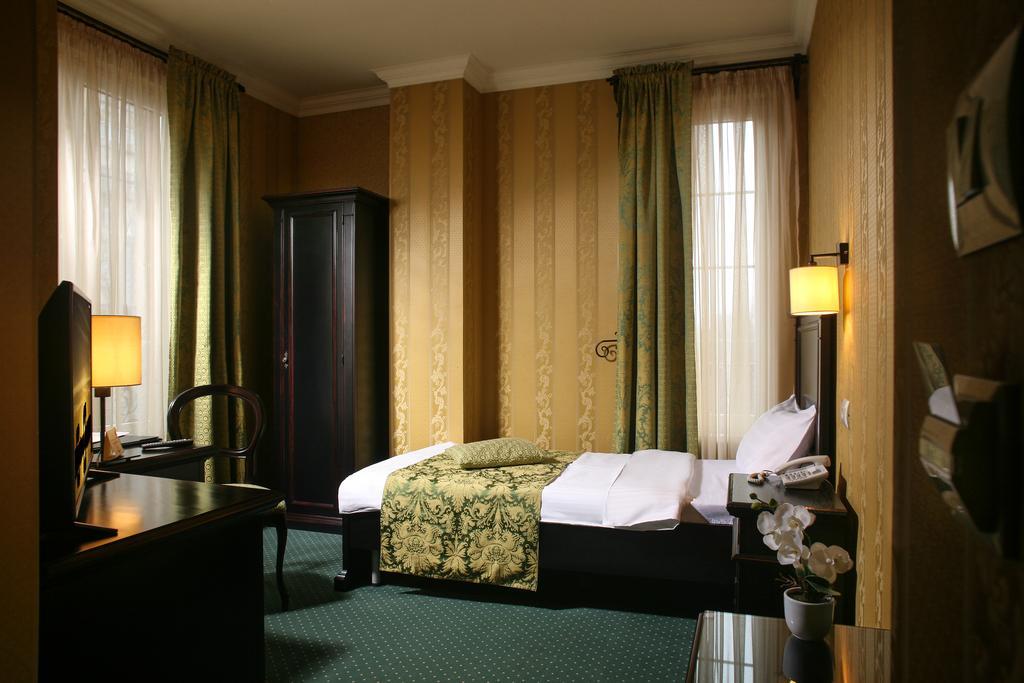 Hotel Novera 蒂米什瓦拉 客房 照片