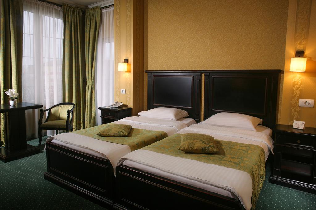 Hotel Novera 蒂米什瓦拉 外观 照片