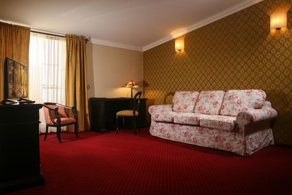 Hotel Novera 蒂米什瓦拉 外观 照片