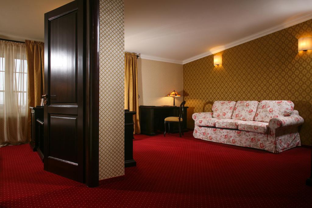 Hotel Novera 蒂米什瓦拉 客房 照片