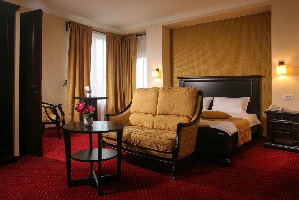 Hotel Novera 蒂米什瓦拉 外观 照片