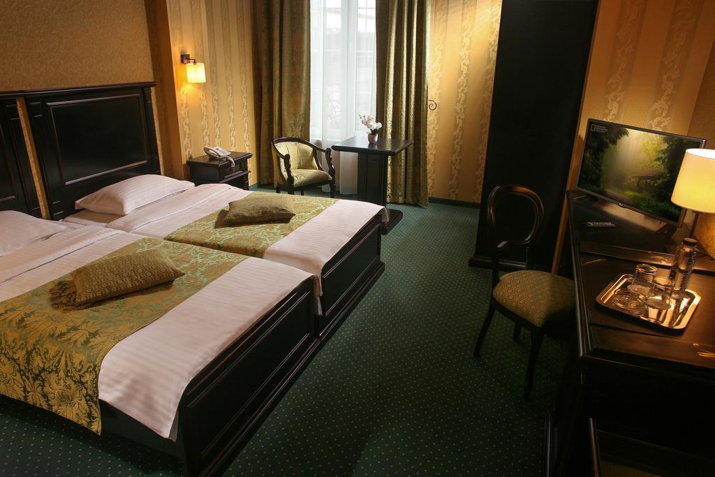 Hotel Novera 蒂米什瓦拉 外观 照片